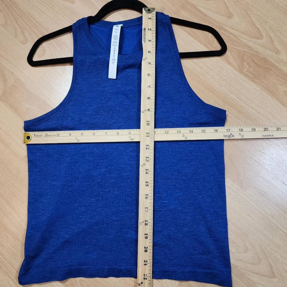 Lululemon Swiftly‎ Tech Racerback Blue Tank Size 8
